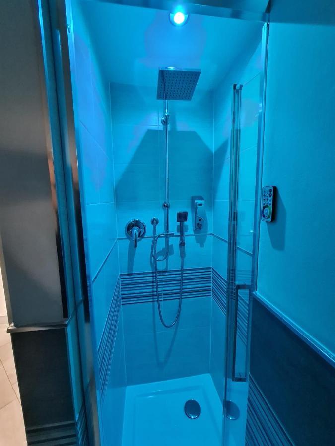 Suite Villa Laura โบโลญญา ภายนอก รูปภาพ