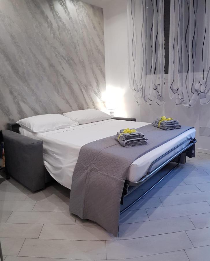 Suite Villa Laura โบโลญญา ภายนอก รูปภาพ